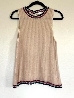 Crochet style sleeveless top tan THML size medium